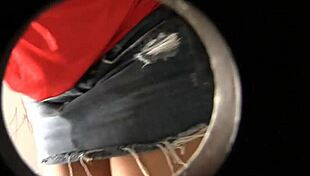 Wow, this hot slut totally owns that big dick in gloryhole! 😍