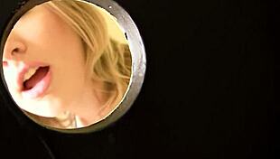 Hast du dich je gefragt, was Vicky Vixen am Gloryhole mit BBC begehrt?