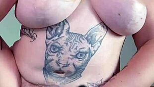 Fingering my hairy beaver feels so good right now