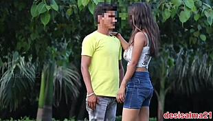 इंडियन कॉलेज गर्ल कैश के लिए बेंग्ड होती है हॉट हिंदी ऑडियो के साथ एक्सवाइडियोज पर