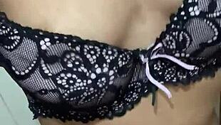 Escandalo - Intimate video of actress Karelyz Rios leaks online.