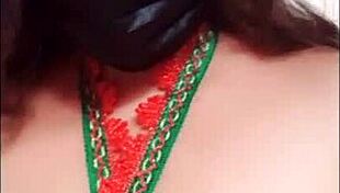 ingrese a la bodega de mi hermanastro aprovechamos que habia salido su esposa e iniciamos en el porno casero juntos somos amantes infieles