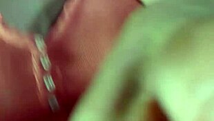 Cindy Shemale Runs For Anal!