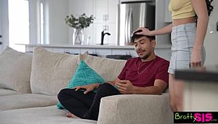 安吉尔·戈斯托萨支配继弟，不许碰鸡巴在粗暴皮革游戏