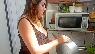 Sarah Rosa Shows Tits And Ass