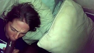 amateur webcam session with intense oral action - scortx com