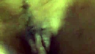 latina big ass masturbates her pussy in sexy solo 😘