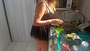 Sarah Rosa Shows Tits And Ass