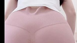 beautiful yoga beauty, check out her moves