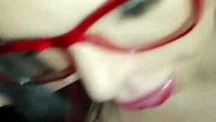 La Potra Aleja Fucks the Delivery Guy and Buys Sex Toys