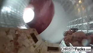 Hot shower fun with Christy and Dahlia 😘