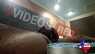 Ebony Milf's Perfect Bubble Butt Teases in Seductive Display