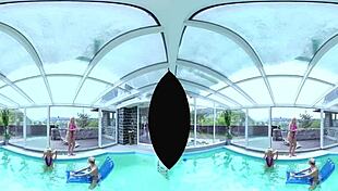 Vierer-Sex mit Big Tits am Pool