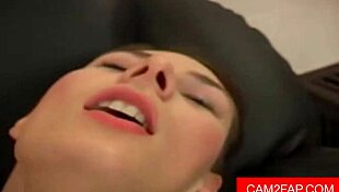 lesbian girls play with toys in hardcore sex 😍