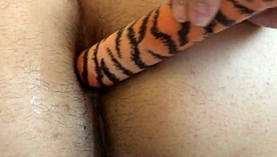 Beautiful curvy woman plays herself in an asyley type of sex posture