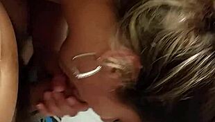 Petite 18+ gives BLOWJOB at hotel