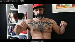 he says, 'i'm a muscular gay bear looking for fun'