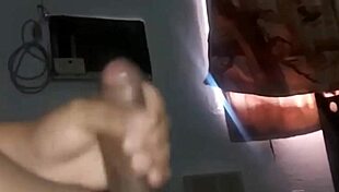 look how hard i have this guy in my hand