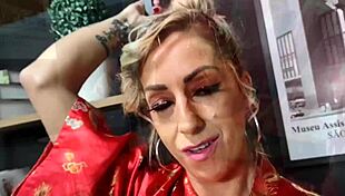 julia fontanelli attacks a client in the massage clinic