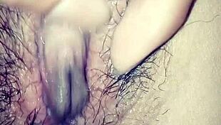 Fucking Huynh Nhi's Pussy Until She Squirts