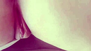 tomou na buceta e no cuzinho at� cuspir leitinho