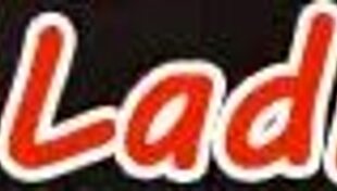 i'm so turned on by this glam babe wanking huge cock with her feet, it's amazingg