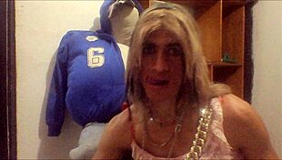 i'm a trans lady doing my solo travesuras