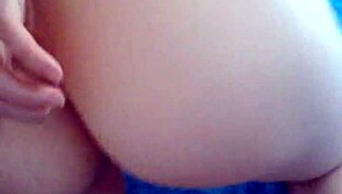 Kate Chunosova plays with her pussy