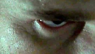 I squirted as a muscular bodybuilder lesbian in Hulk 2003 porn