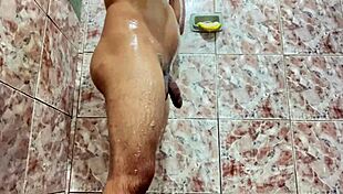 Adoro meu pau liso em sheer masturbation