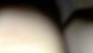 socando as bola no cu da safada com anal e fucking