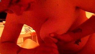 I love it when he cums in my cunt