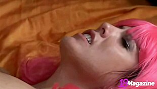 meet candie elektra licking pussy