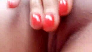 What does sarah rosa do with that aphrodisiac in the kitchen?