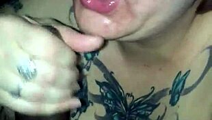 Fat BBW with big ass gives SLOPPY TOPPY