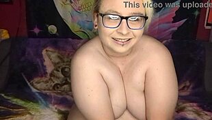 Smoking BBW Lunalusts4u Craves Attention with Her Curves in a Steamy Display of Desire