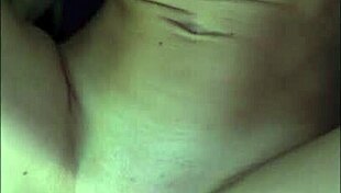 Amateur Gay Anal Sex in the Car with Intense Assfucking