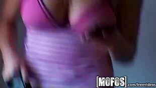 Mofos - kaylee quinn and her big tits get pounded