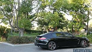 Elles' Big Tits In Glamorous Cumshot Scene