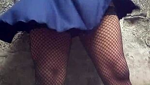 mi falda bien rico en publico