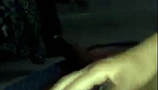 Indian girl sucking cock 😏