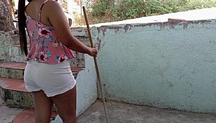 I lend the shower to my Colombian neighbor while watching her
