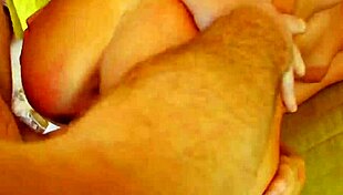 Damn, that hairy brunette pussy takes it deep!