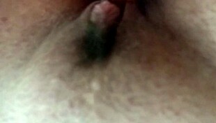 Samuka ventura pees on boyfriend leading to intense arousal