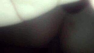 mi vieja moviendo el culo con mi verga adentro... ahh