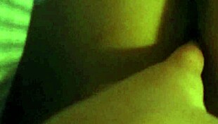 Twerking Slut Gets Fingered Hard!