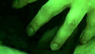 Madura Caliente Masturbates With Hot Mature Body