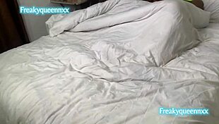 I keep banging the maintenance guy every visit, check xred! 🔥