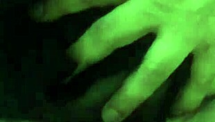 Madura Caliente Masturbates With Hot Mature Body