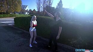 Roxy Risingstar Fucks Big Bully Vince Karter